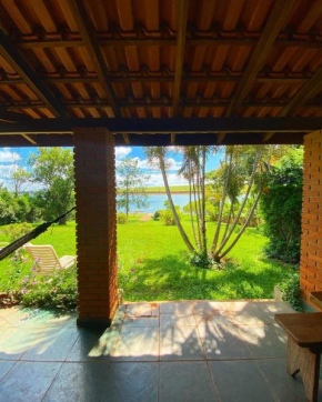 Maravilhosa casa de campo, na beira da represa!